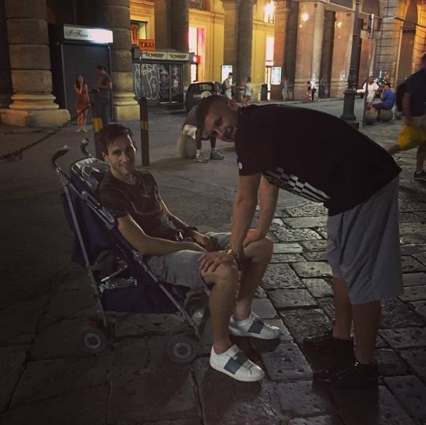 In centro a Firenze, a spasso in... passeggino. Instagram